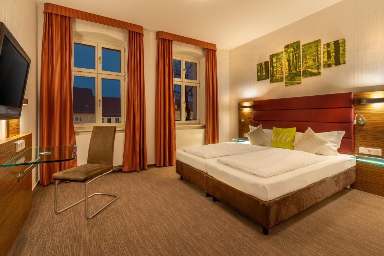 Hotel Und Restaurant Zum Deutschen Hause Lübbenau Zewnętrze zdjęcie
